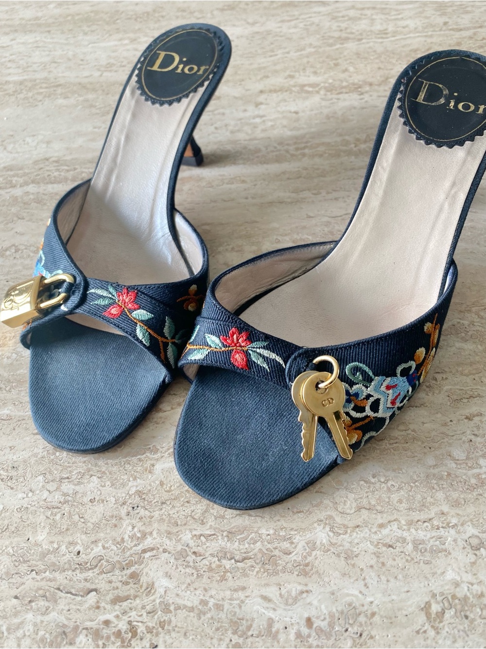 Vintage Dior Embroidered Key Lock Mule Kitten Heel Sandals - Picture 7 of 11